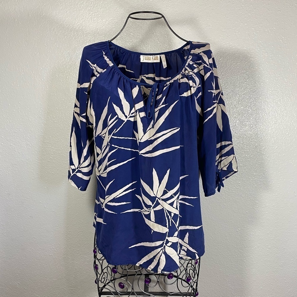 Yumi Kim blue floral silk blouse size S